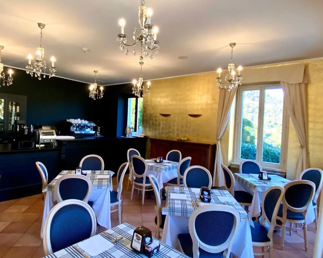 Caroline Hotel Brusimpiano